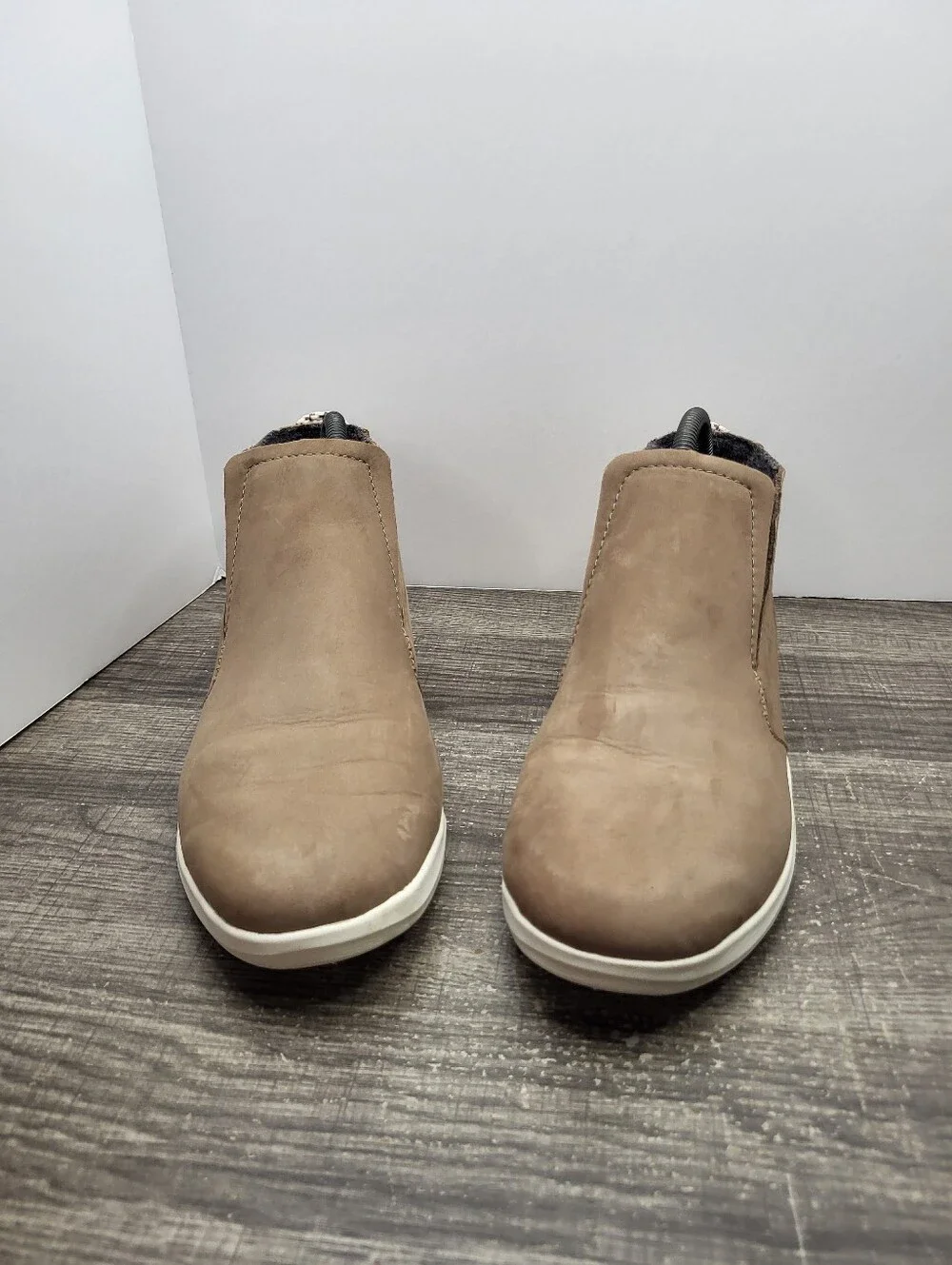 OluKai gently used